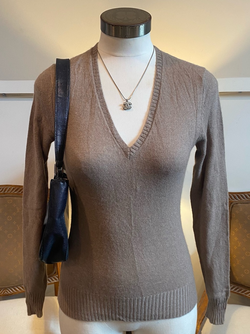 Cashmere Addiction Light Brown Taupe Cashmere Sweater V-Neck XS